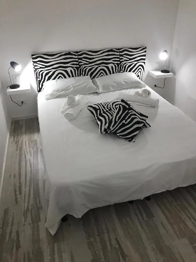 Holiday home Le Case Del Grillo Trapani Italy